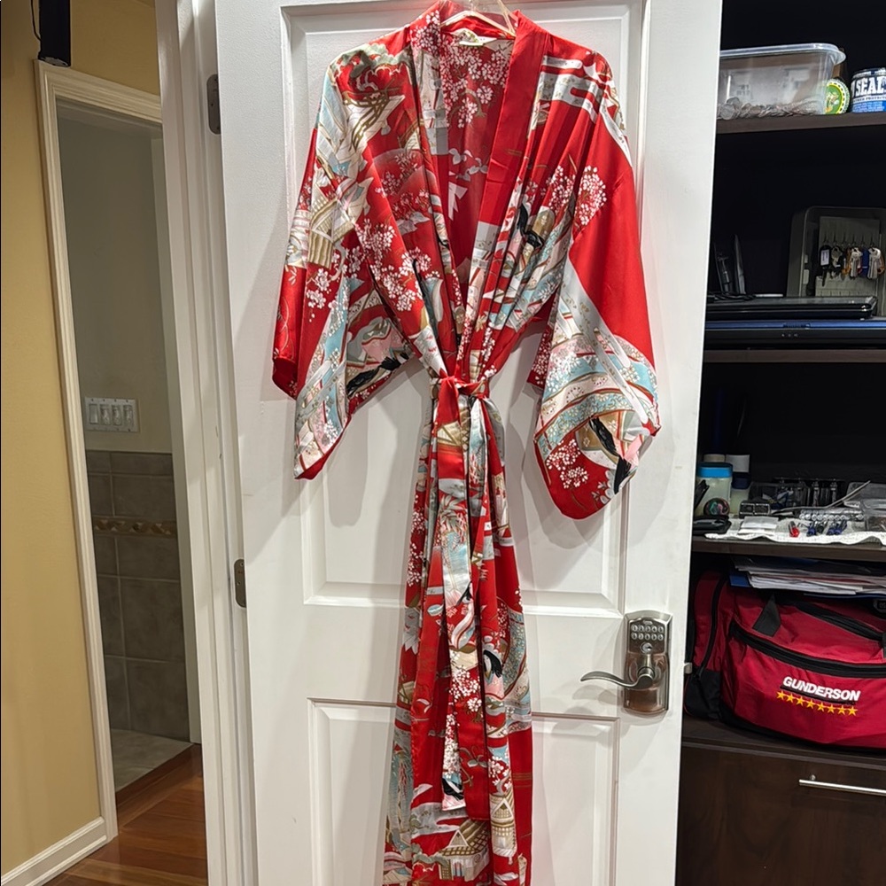 Red Floral Kimono Robe